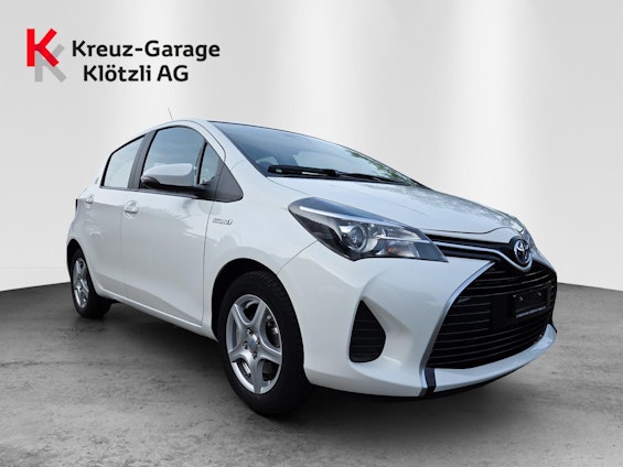 First vehicle image