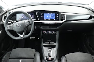 Vehicle image OPEL Grandland 1.6 T PHEV GSE, Anhängevorrichtung