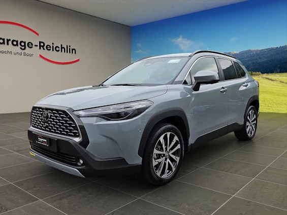 First vehicle image