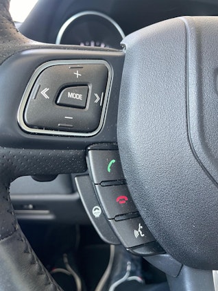 Vehicle image 6 Vehicle image 6