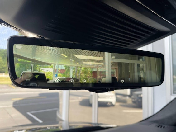 Vehicle image 15 Vehicle image 15