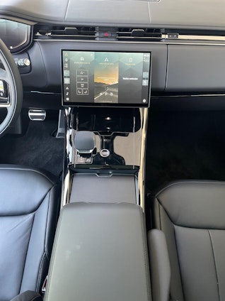 Vehicle image 6 Vehicle image 6