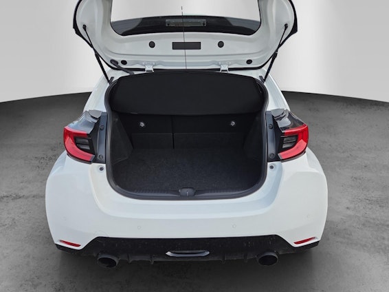 Vehicle image 9 Vehicle image 9