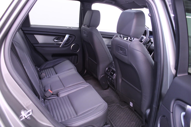 Vehicle image LAND ROVER DISCOVERY SPORT