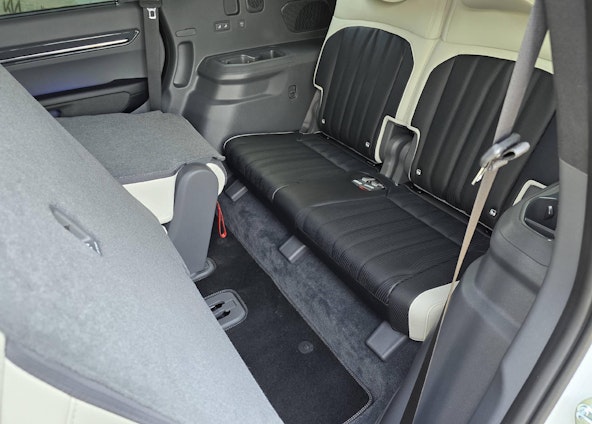 Vehicle image 9 Vehicle image 9