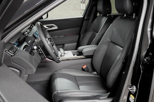 Vehicle image LAND ROVER Range Rover Velar 2.0 P400e Dynamic SE