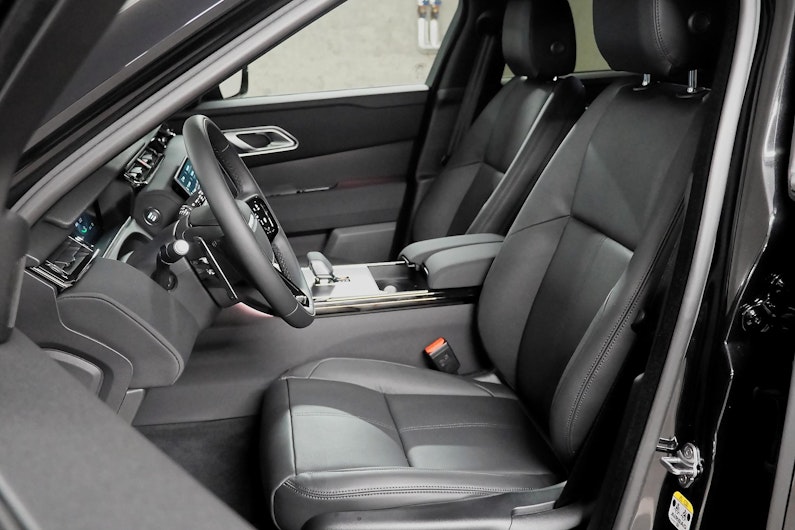 Vehicle image LAND ROVER RANGE ROVER VELAR