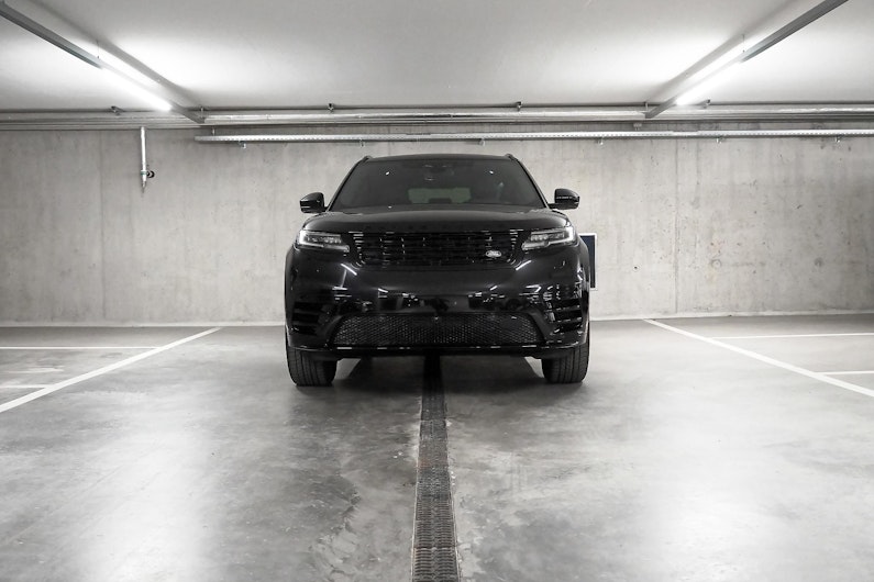 Vehicle image LAND ROVER RANGE ROVER VELAR