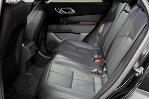 Vehicle image LAND ROVER Range Rover Velar 2.0 P400e Dynamic SE