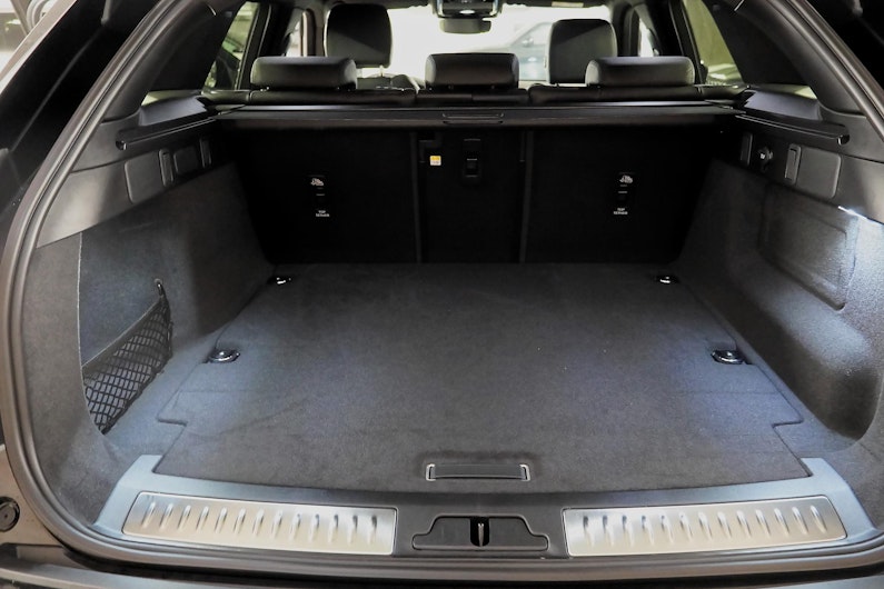 Vehicle image LAND ROVER RANGE ROVER VELAR