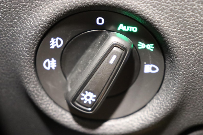 Vehicle image SKODA FABIA