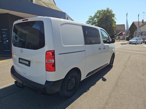 Vehicle image 30