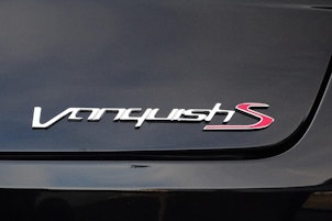 Vehicle image ASTON MARTIN Vanquish S 6.0 V12