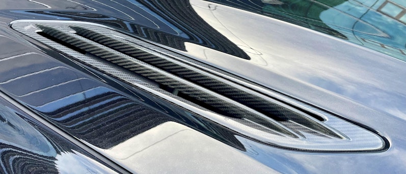 Vehicle image ASTON MARTIN V12 Vanquish