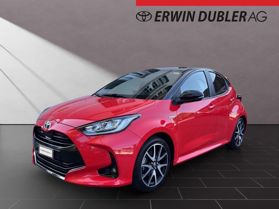 First vehicle image