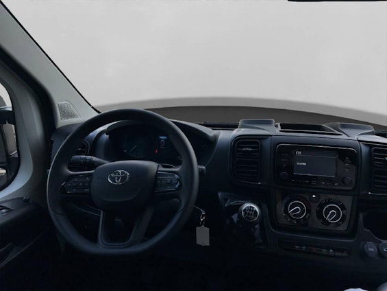 Vehicle image 4 Vehicle image 4