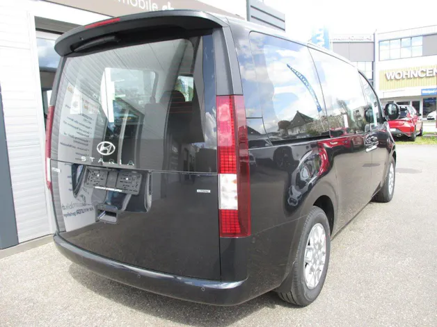 Hyundai Staria Wagon 1.6 GDi HEV Amplia