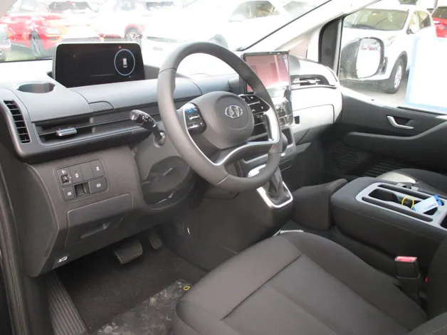 Hyundai Staria Wagon 1.6 GDi HEV Amplia