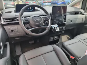 Hyundai Staria Wagon 1.6 GDi HEV Vertex