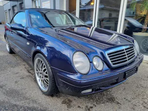 Mercedes-Benz CLK-Klasse A208 Cabrio CLK 320 V6