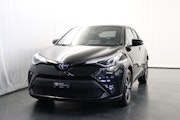 First vehicle image