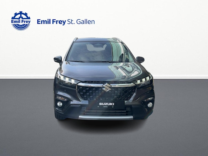 Vehicle image SUZUKI S-CROSS