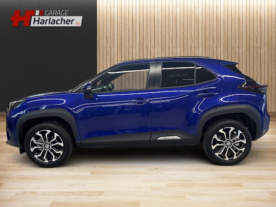 Vehicle image 20