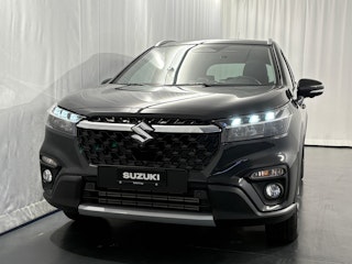 Vehicle image SUZUKI S-CROSS 0