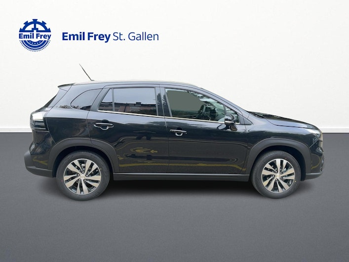 Vehicle image SUZUKI S-CROSS