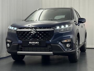Vehicle image SUZUKI S-CROSS 0