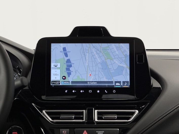 Vehicle image SUZUKI S-CROSS