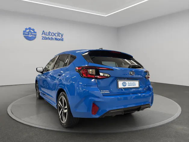 Subaru Impreza 2.0i e-Boxer Luxury