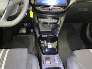 Opel Corsa 1.2 T Hybrid Sporthilfe