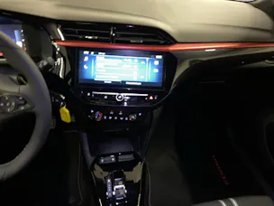 Opel Corsa 1.2 T Hybrid Sporthilfe