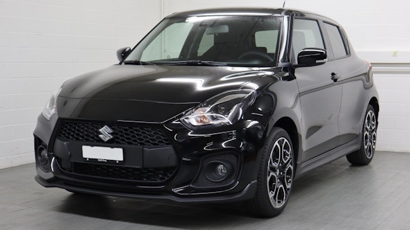 First vehicle image