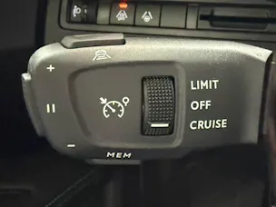 Peugeot 3008 1.2 Hybrid Allure Pack