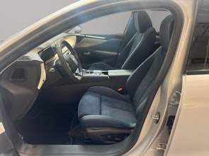 Vehicle image DS AUTOMOBILES 4 1.2 Hybrid Ligne Noire