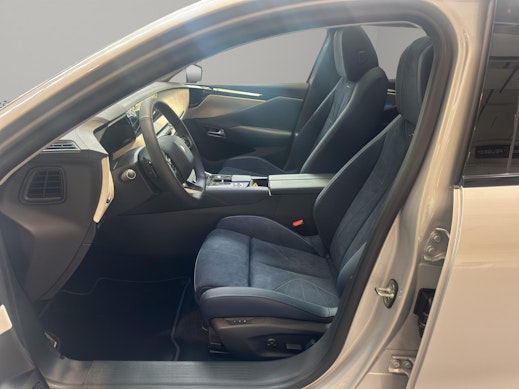 DS AUTOMOBILES No4 1.2 Hybrid Jules Verne 1