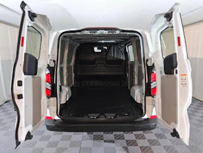 https://vehicle.imgix.net/3917246/dc8f2cea-7d33-4b0b-a837-ea9cd45fe2d7.jpg