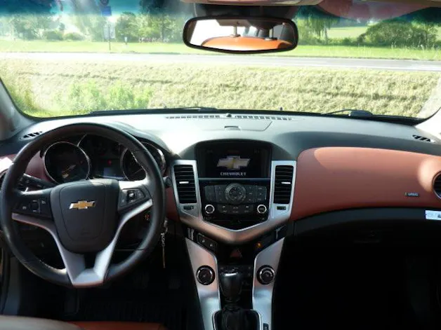 Chevrolet Cruze 1.8 LT 100 Edition
