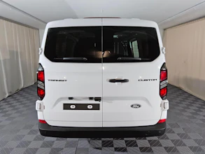 https://vehicle.imgix.net/3917277/ef921b54-ec8a-4ccc-8e2d-c6178bf170af.jpg