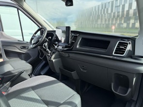 Vehicle image FORD Transit Van 350 L2H2 2.0 EcoBlue 130 Trend 4x4