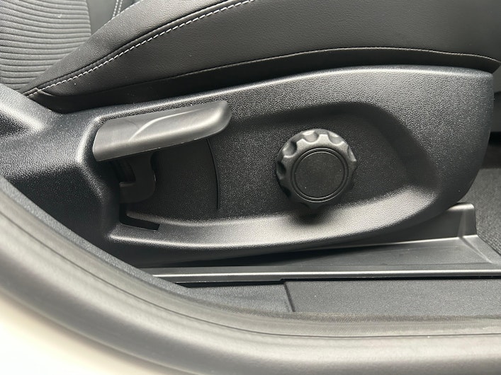 Vehicle image FORD PUMA