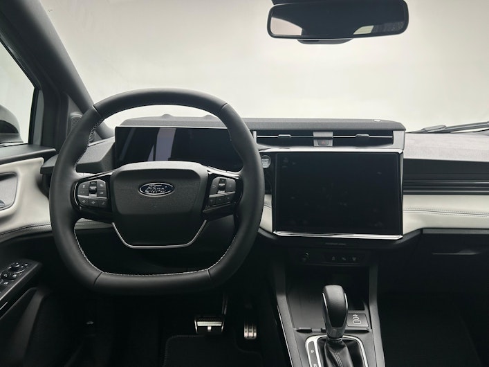 Vehicle image FORD PUMA