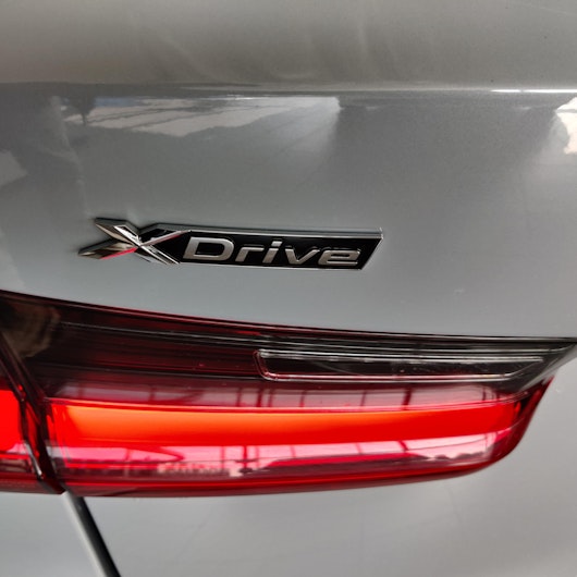 Vehicle image BMW 3 SERIES