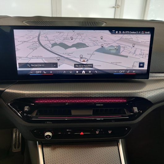 Vehicle image BMW 3 SERIES