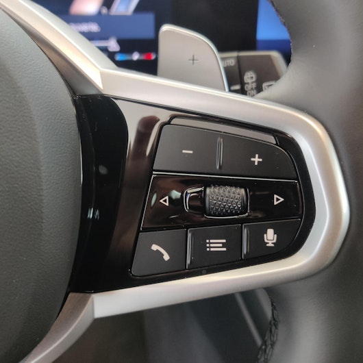 Vehicle image BMW 3 SERIES