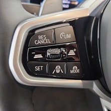 Vehicle image BMW 330d xDrive SAG Touring