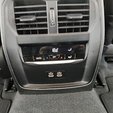 Vehicle image BMW 330d xDrive SAG Touring