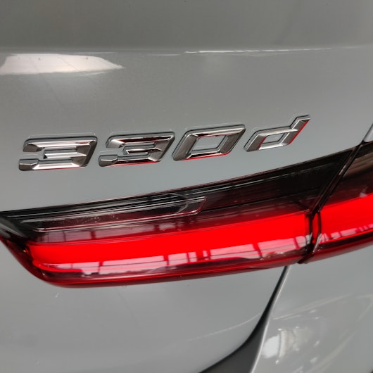 Vehicle image BMW 3 SERIES